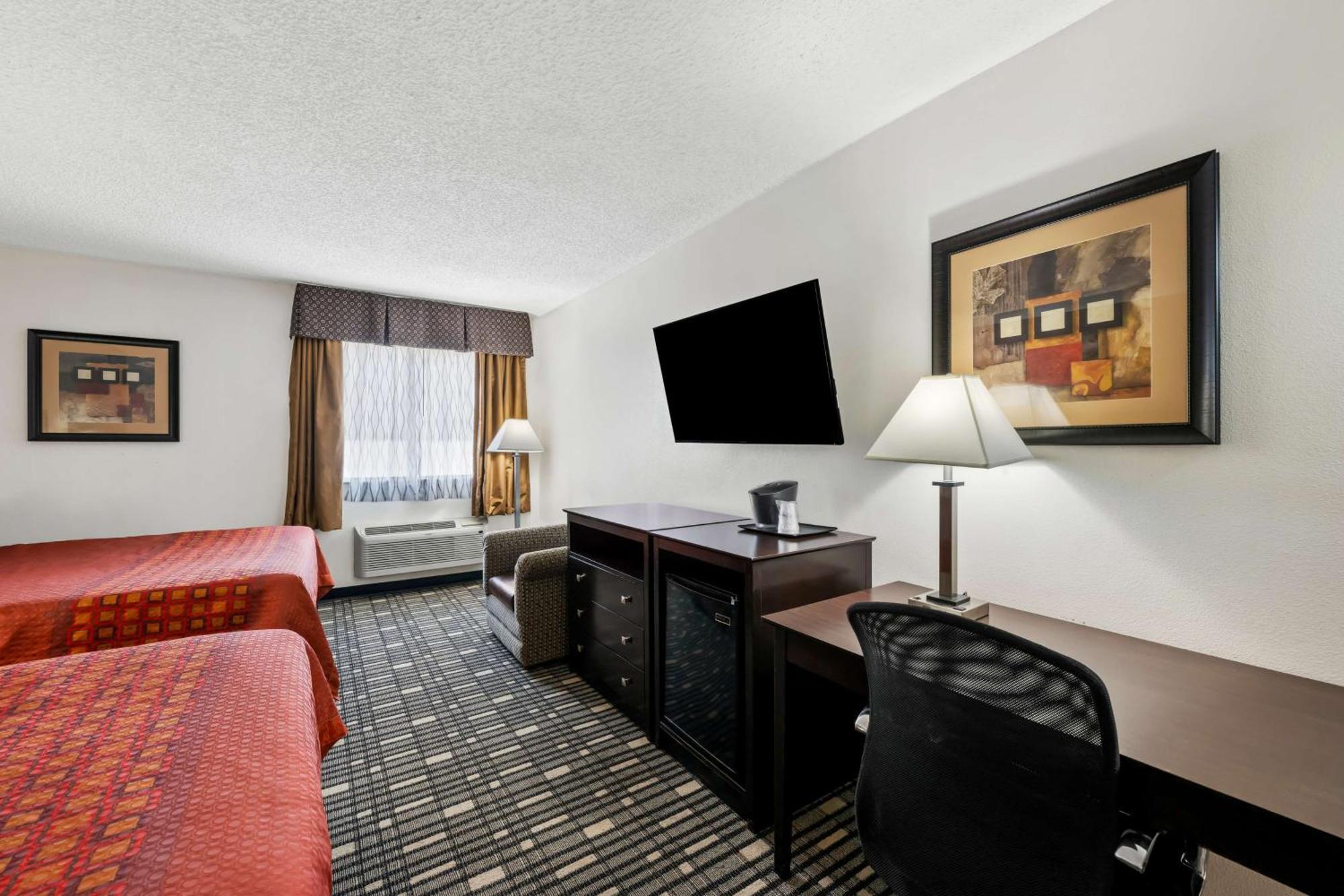 Surestay Plus Hotel By Best Western Lubbock Medical Center מראה חיצוני תמונה
