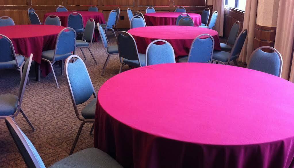 Surestay Plus Hotel By Best Western Lubbock Medical Center מראה חיצוני תמונה